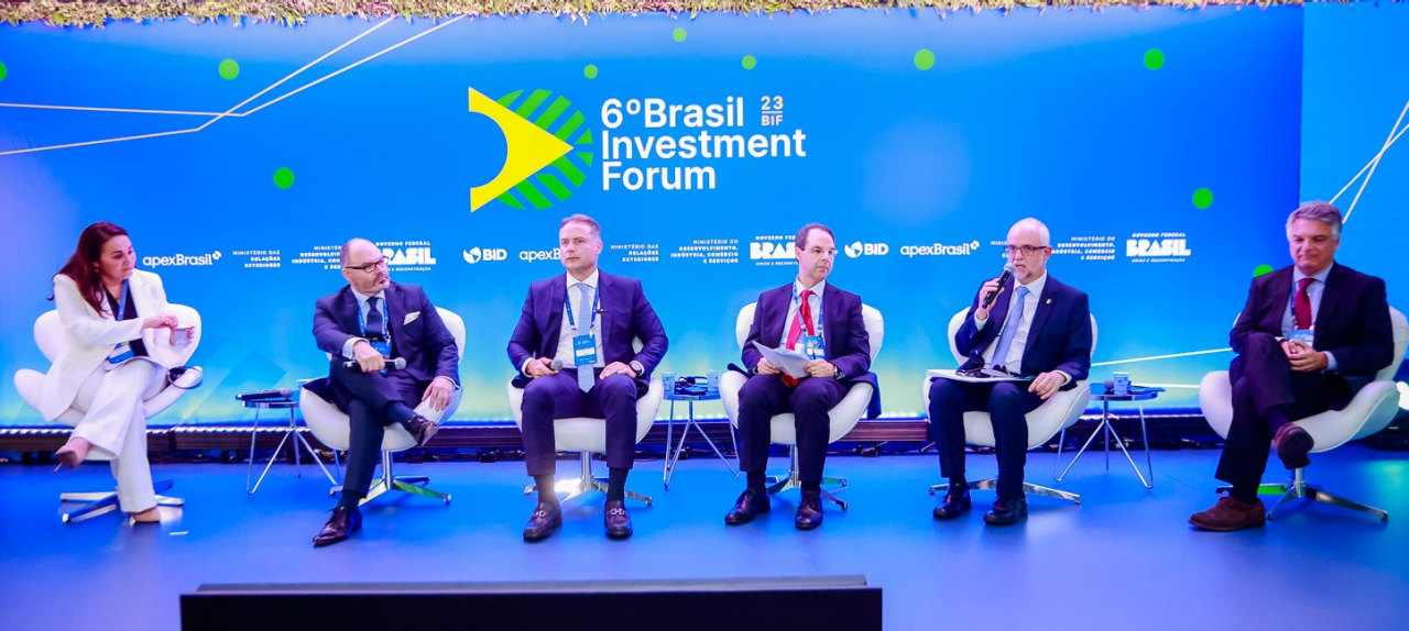 Imagem sobre algo
